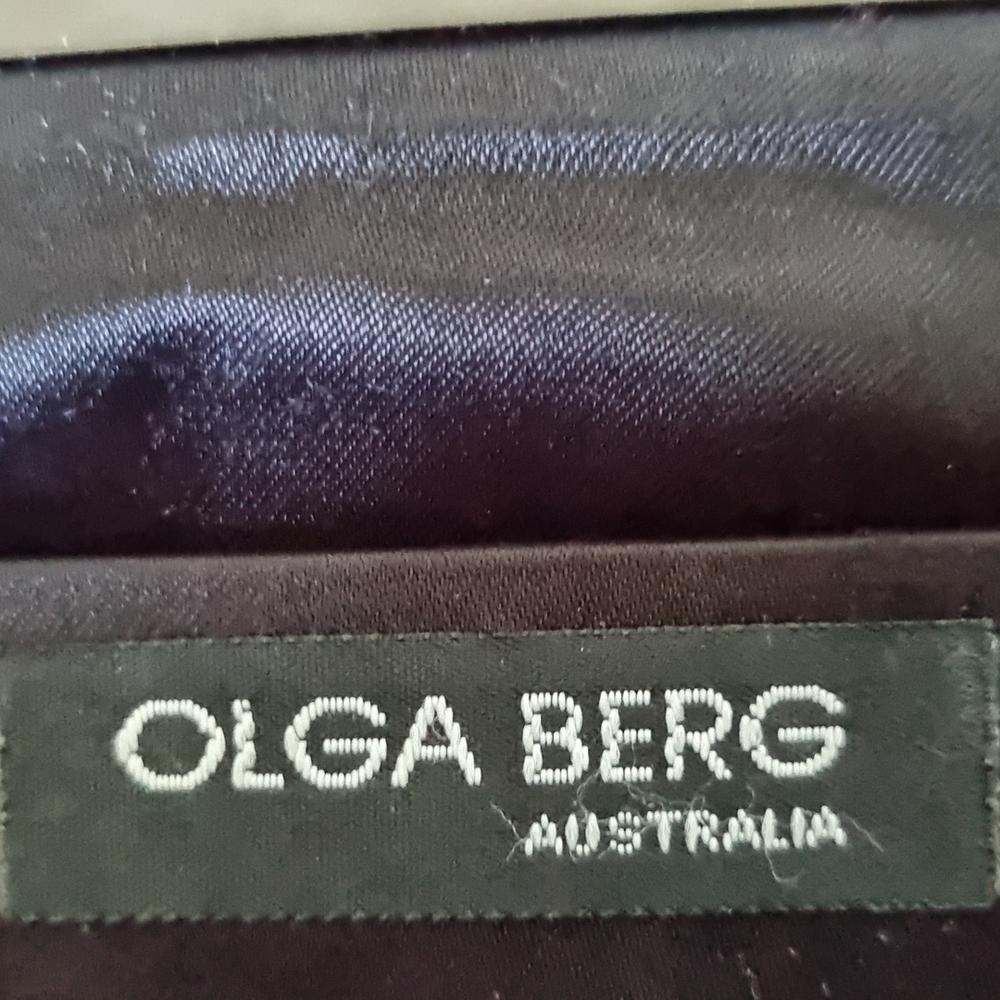 Y2k red cherry blossom black satin clutch - Picture 6 of 6